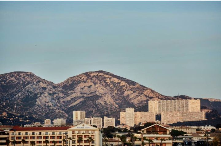 PAR NOS CONFRÈRES | JO 2024 : La ville de Marseille candidate pour accueillir la flamme olympique 4 PAR NOS CONFRÈRES | JO 2024 : La ville de Marseille candidate pour accueillir la flamme olympique 3